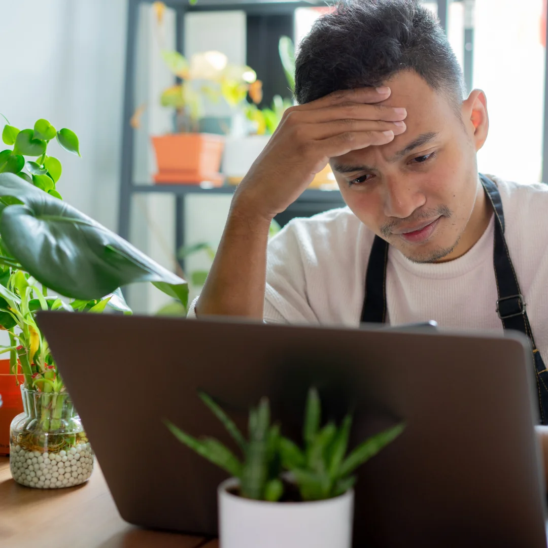 Qué Hacer si Publican Mentiras Sobre tu Negocio: Guía Profesional